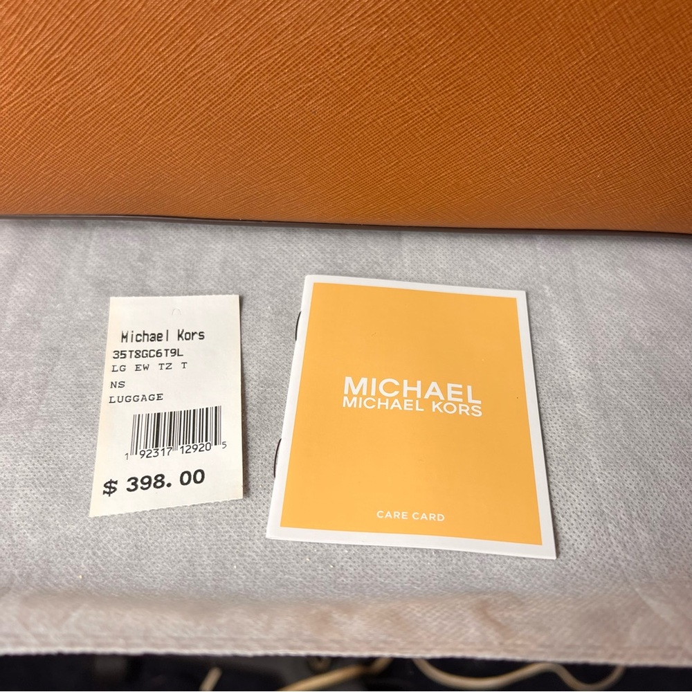 NWT Michael Kors Ciara Large Saffiano Luggage Leather Tote Bag, gorgeous - Picture 3 of 17